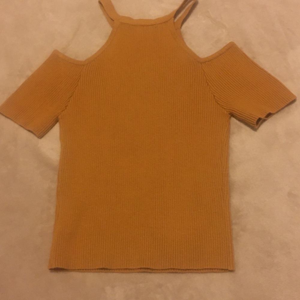 Top - Picture 4 of 4